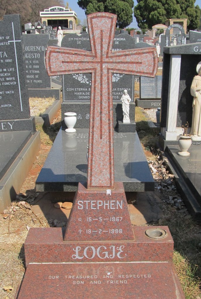 LOGIE Stephen 1967-1988