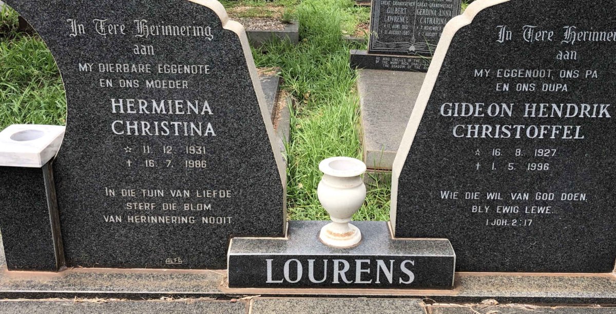 LOURENS Gideon Hendrik Christoffel 1927-1996 &amp; Hermiena Christina 1931-1986