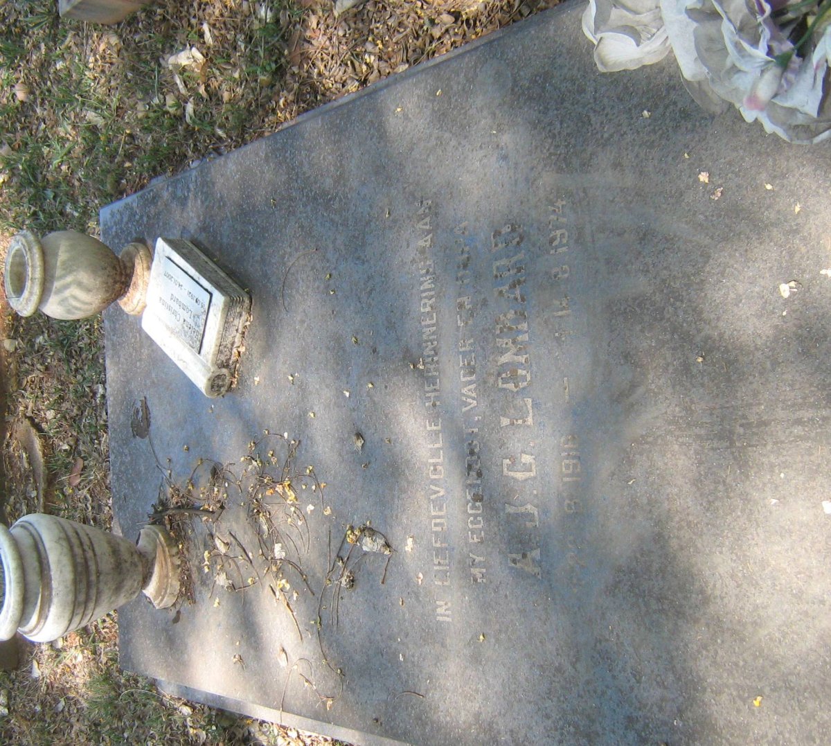 LOMBARD A.J.C. 1916-1974 &amp; Helena Christina 1921-2007