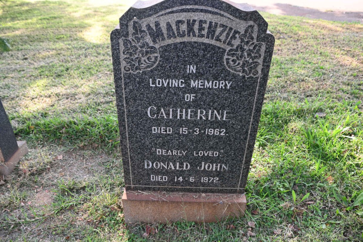 MACKENZIE Donald John -1972 &amp; Catherine -1962