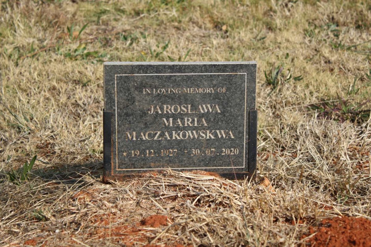 MACZAKOWSKWA Jaroslawa Maria 1927-2020
