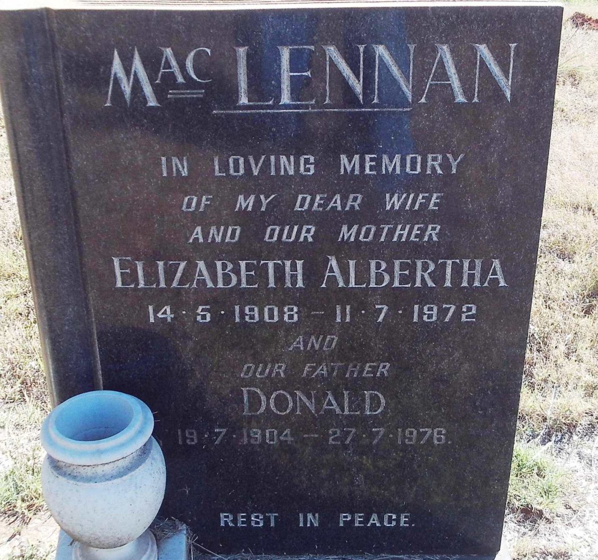 MacLENNAN Donald 1904-1976 &amp; Elizabeth Albertha 1908-1972