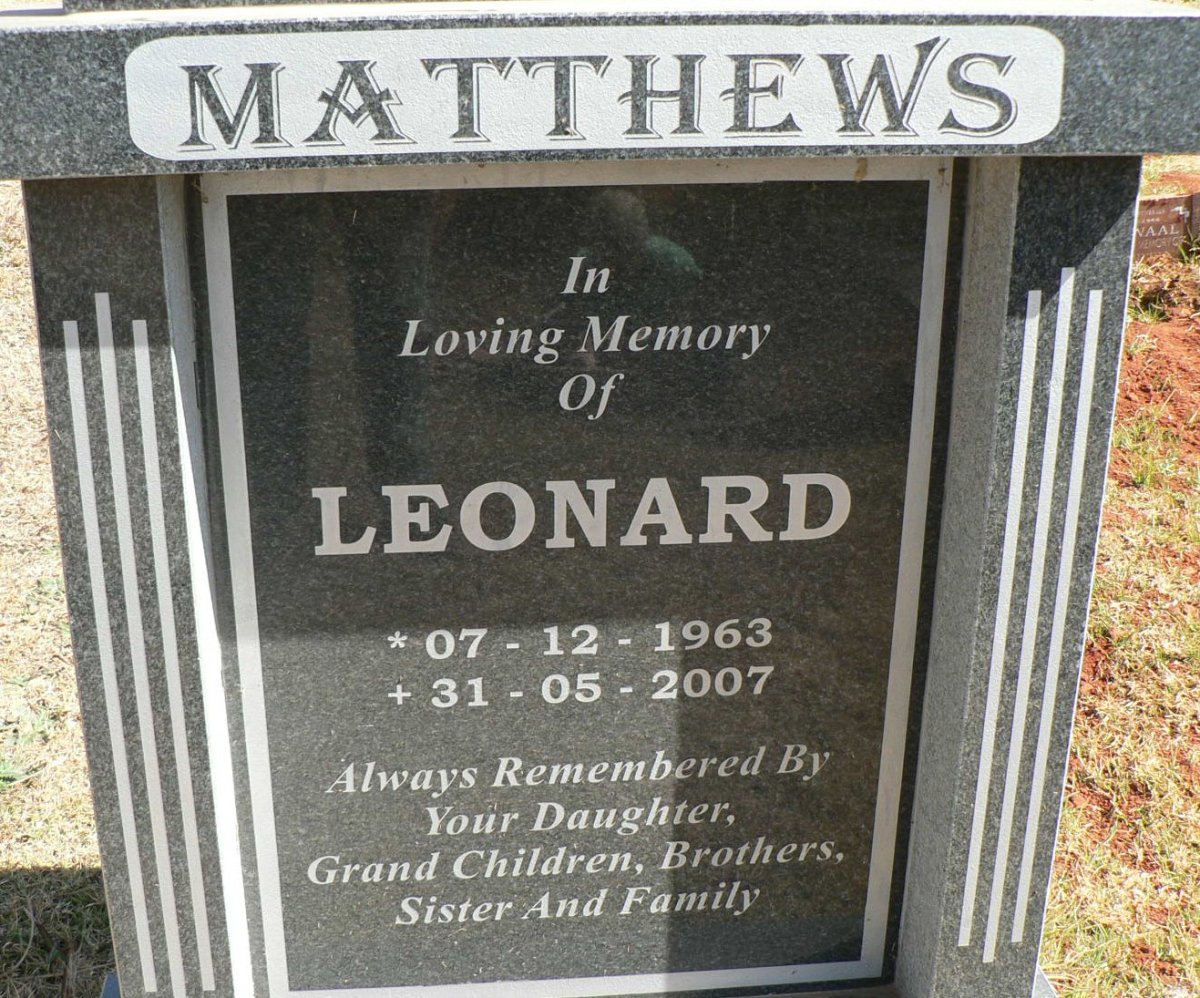 MATTHEWS Leonard 1963-2007