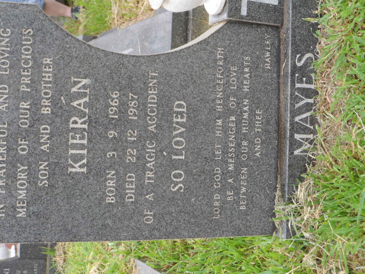 MAYES Kierãn 1966-1987