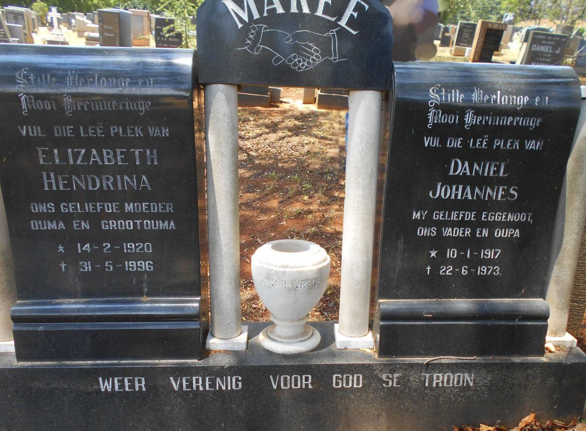 MAREE Daniel Johannes 1917-1973 &amp; Elizabeth Hendrina 1920-1996