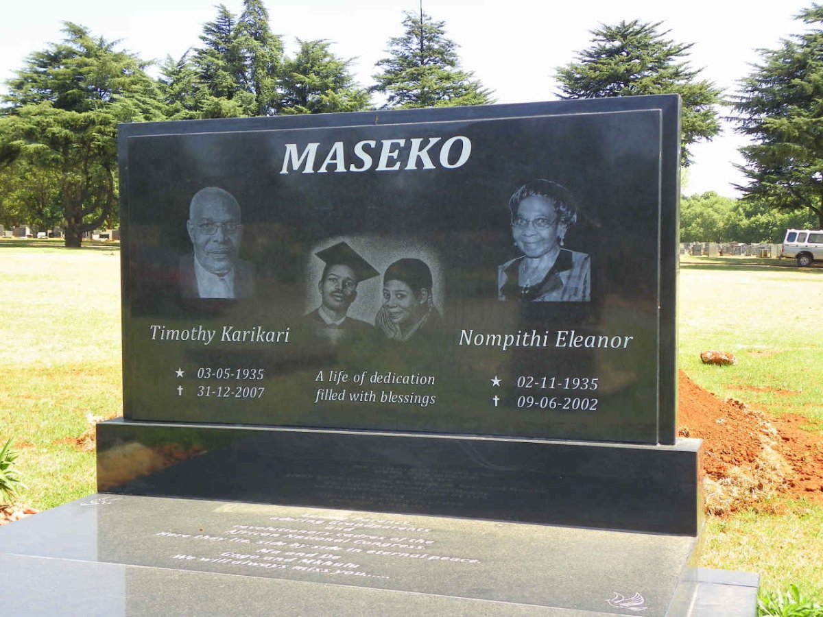 MASEKO Timothy Karikari 1935-2007 &amp; Nompithi Eleanor 1935-2002