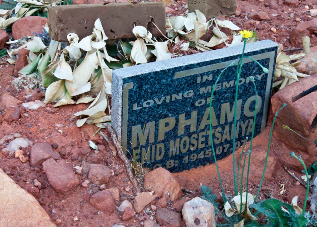 MPHAMO Enid Mosetsanya 1945-
