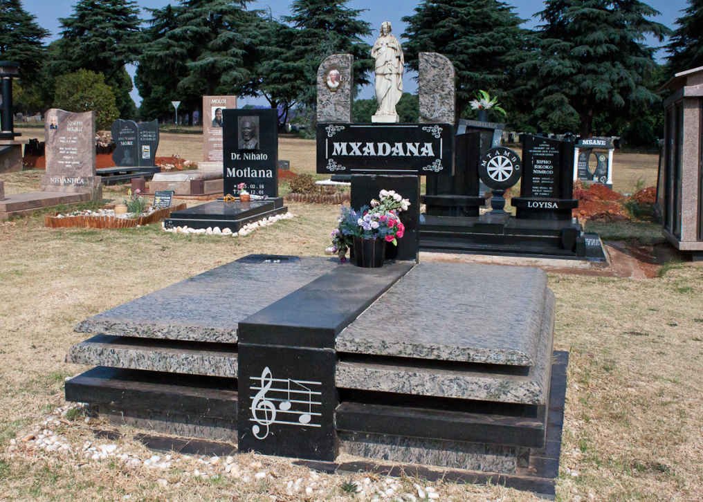MXADANA Mary Ntsoaki Noxabiso 1947-2002