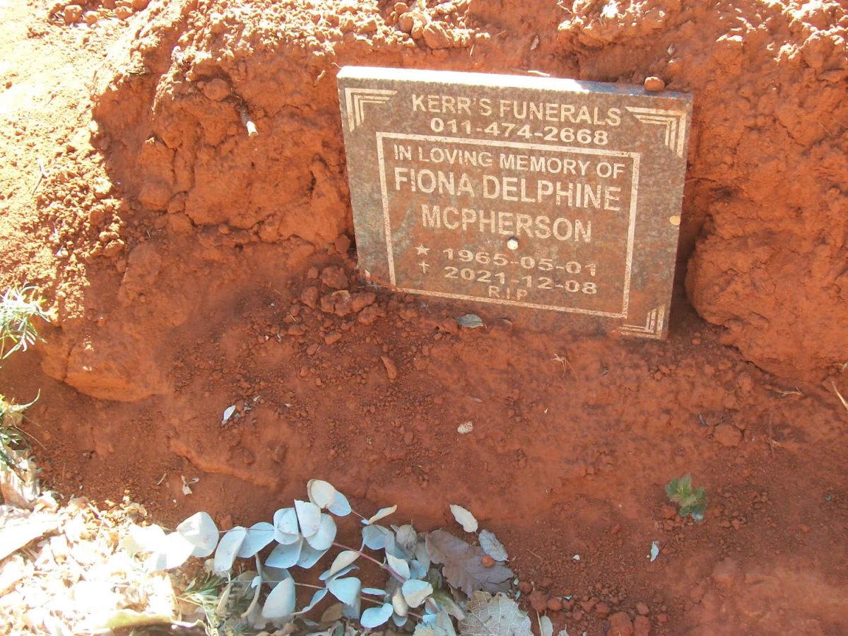 MCPHERSON Fiona Delphine 1965-2021