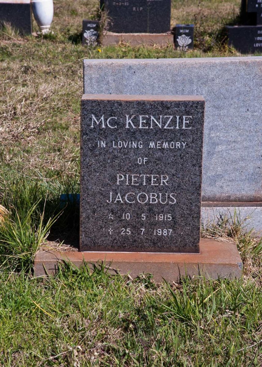 MCKENZIE Pieter Jacobus 1915-1987