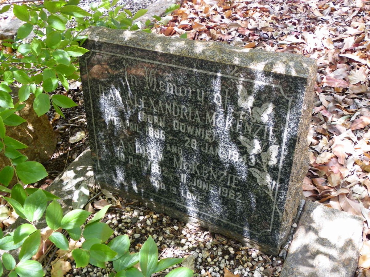 McKENZIE Andrew 1892-1962 &amp; Jean Alexandria DOWNIE 1896-1943