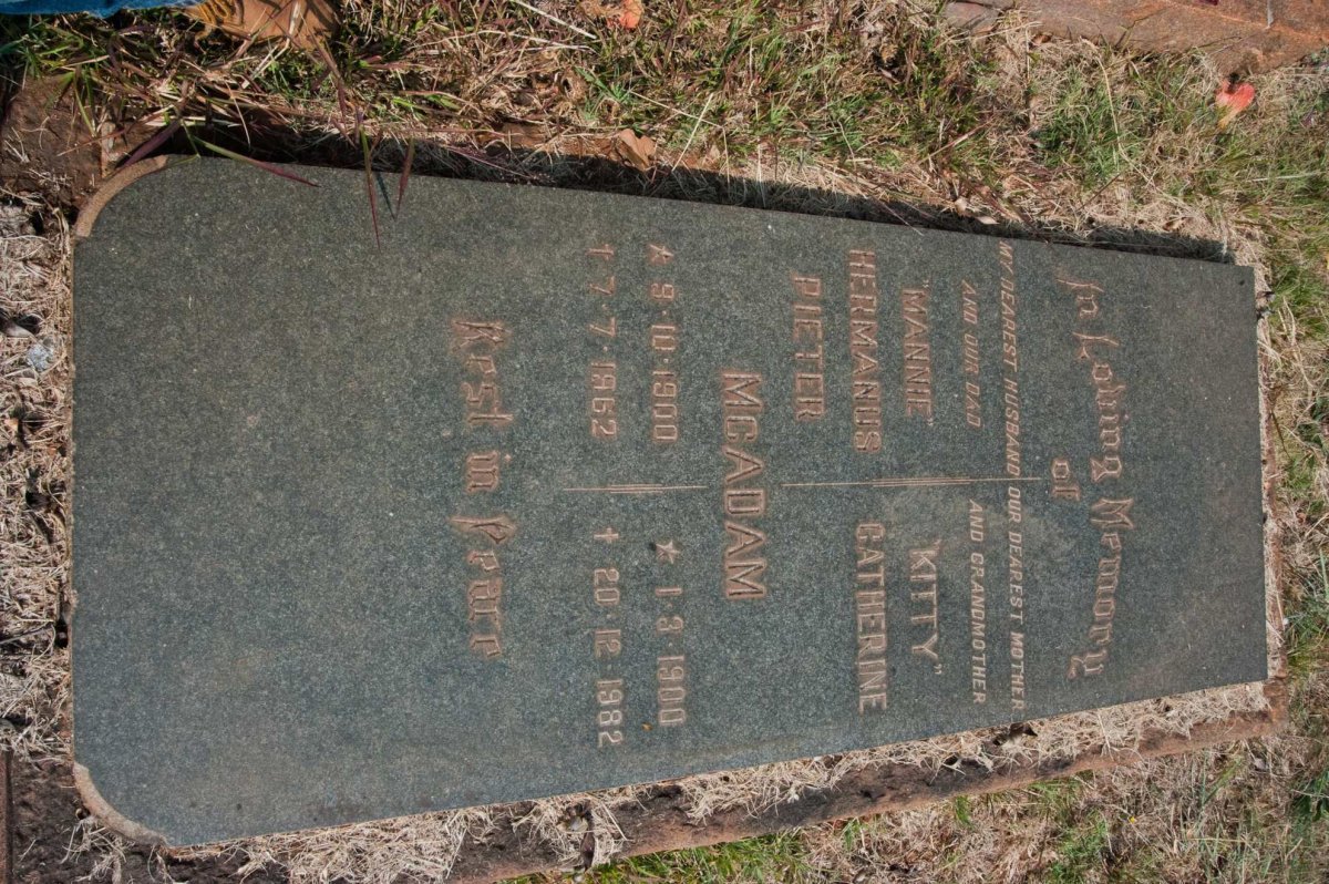 MCADAM Hermanus Pieter 1900-1962 &amp; Catherine 1900-1982