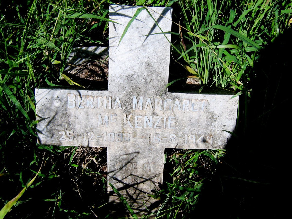 McKENZIE Bertha Margaret 1898-1949