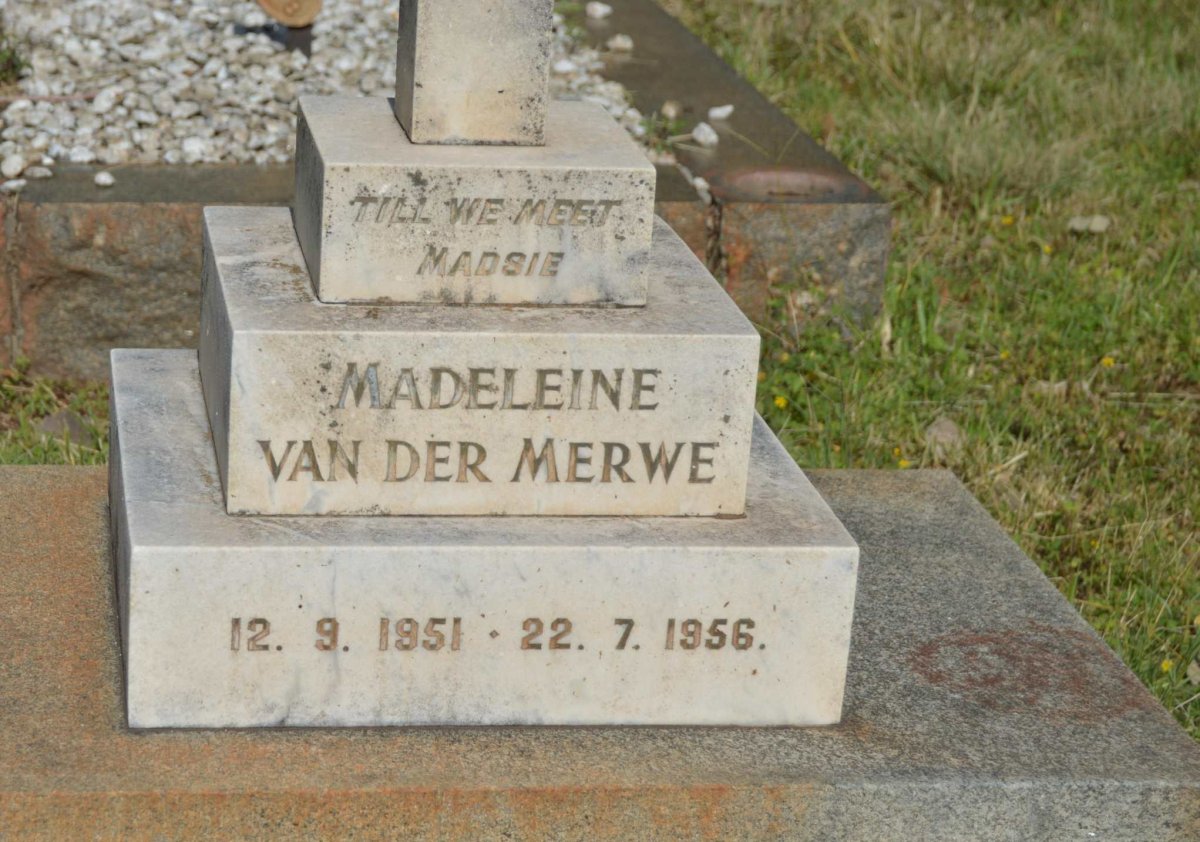 MERWE Madeleine, van der 1951-1956
