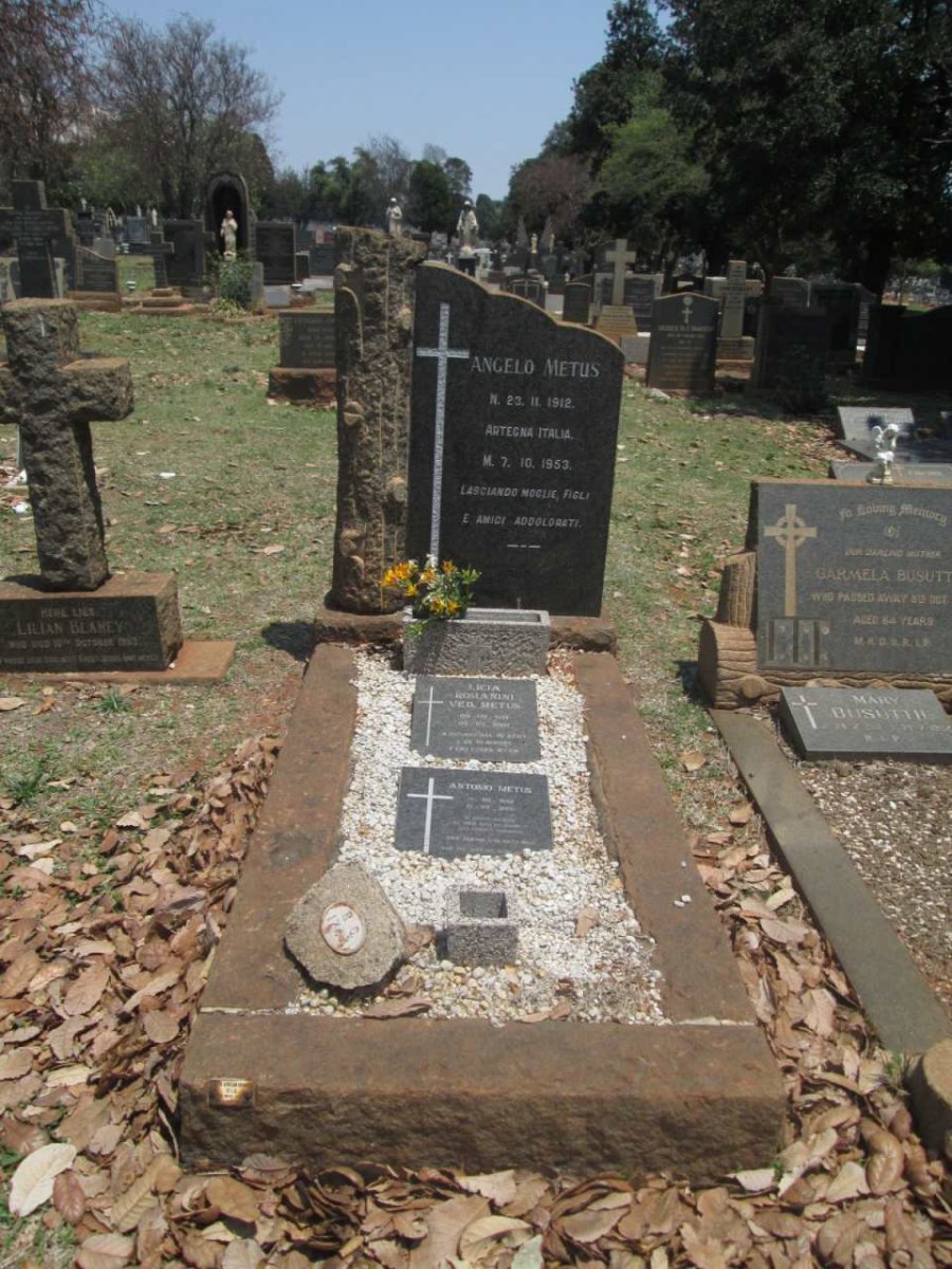 METUS Licia Romanini 1919-2001 :: METUS Angelo 1912-1953 :: METUS Antonio 1942-2009