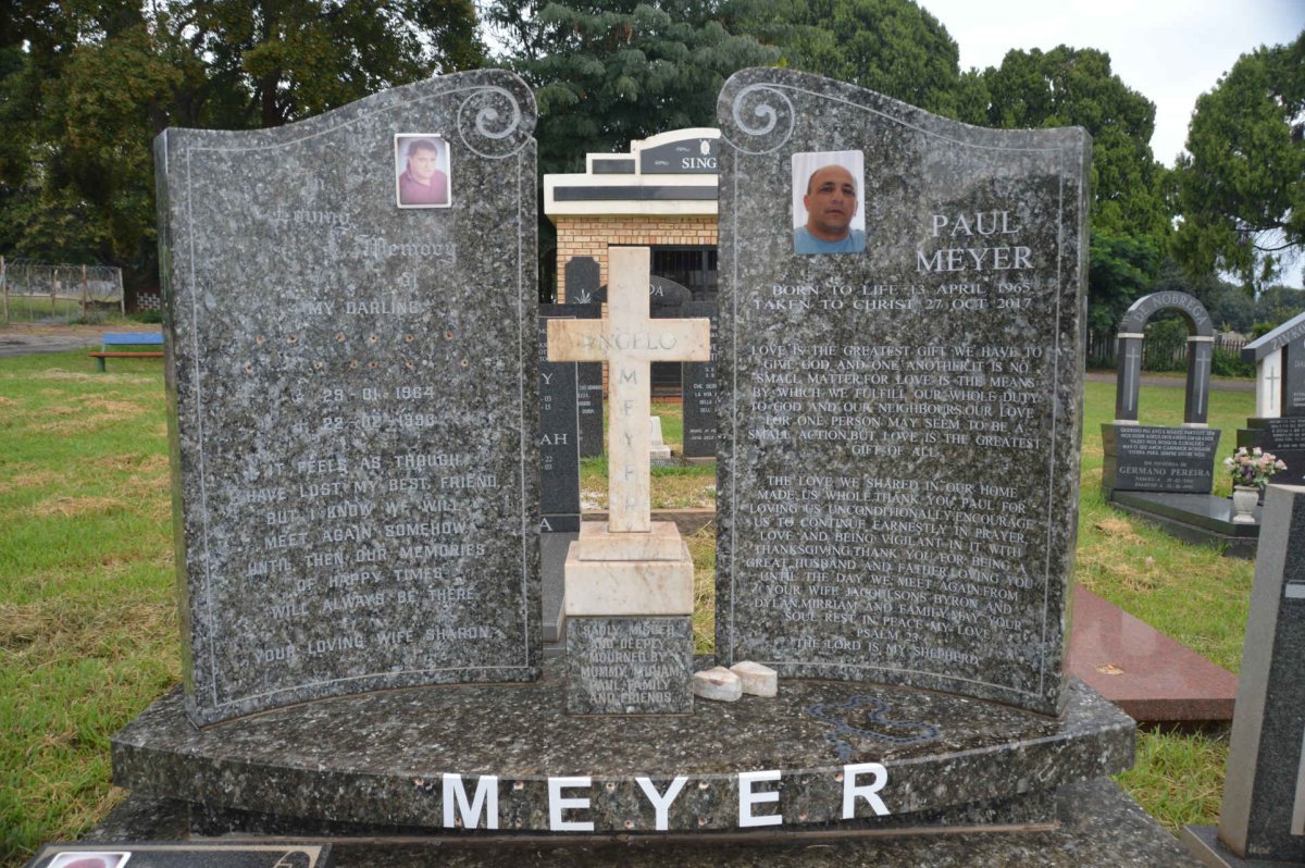 MEYER Sheila 1938-2001 :: MEYER ? 1964-1993 :: MEYER Paul 1965-2017 :: MEYER Angelo