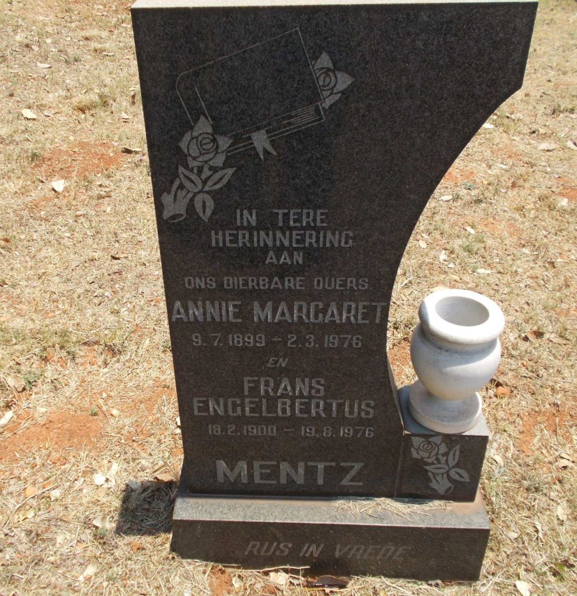 MENTZ Frans Engelbertus 1900-1976 &amp; Annie Margaret 1899-1976