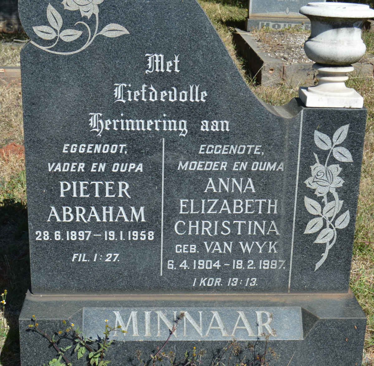MINNAAR Pieter Abraham 1897-1958 &amp; Anna Elizabeth Christina VAN WYK 1904-1987