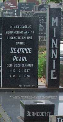 MINNIE Beatrice Pearl nee BEZUIDENHOUT 1937-1976