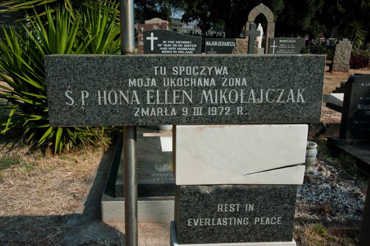 MIKOLAJCZAK Hona Ellen -1972