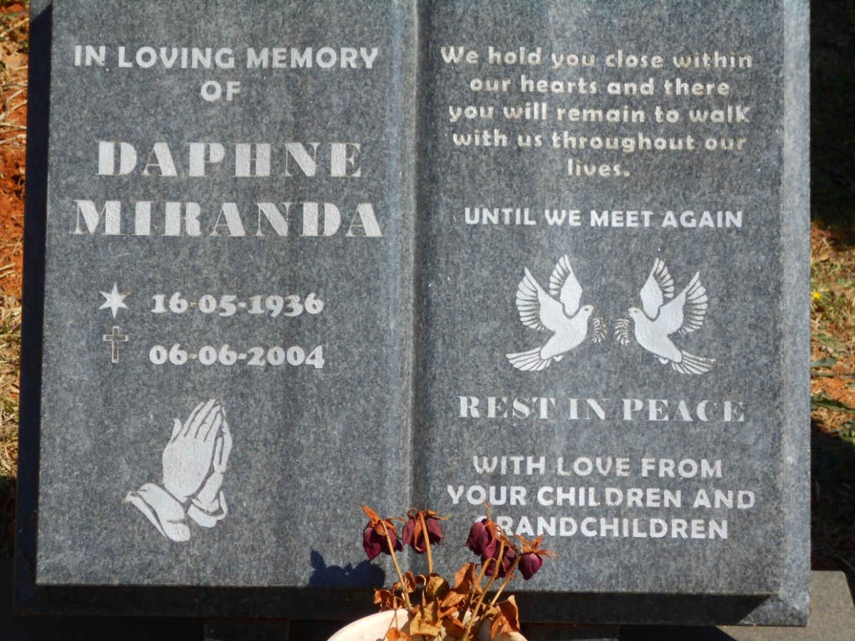 MIRANDA Daphne 1936-2004