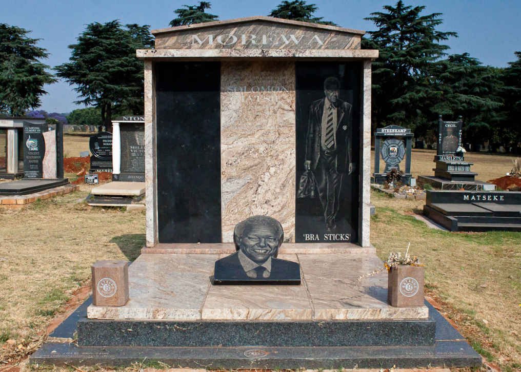 MOREWA Solomon Matsie 1944-2005