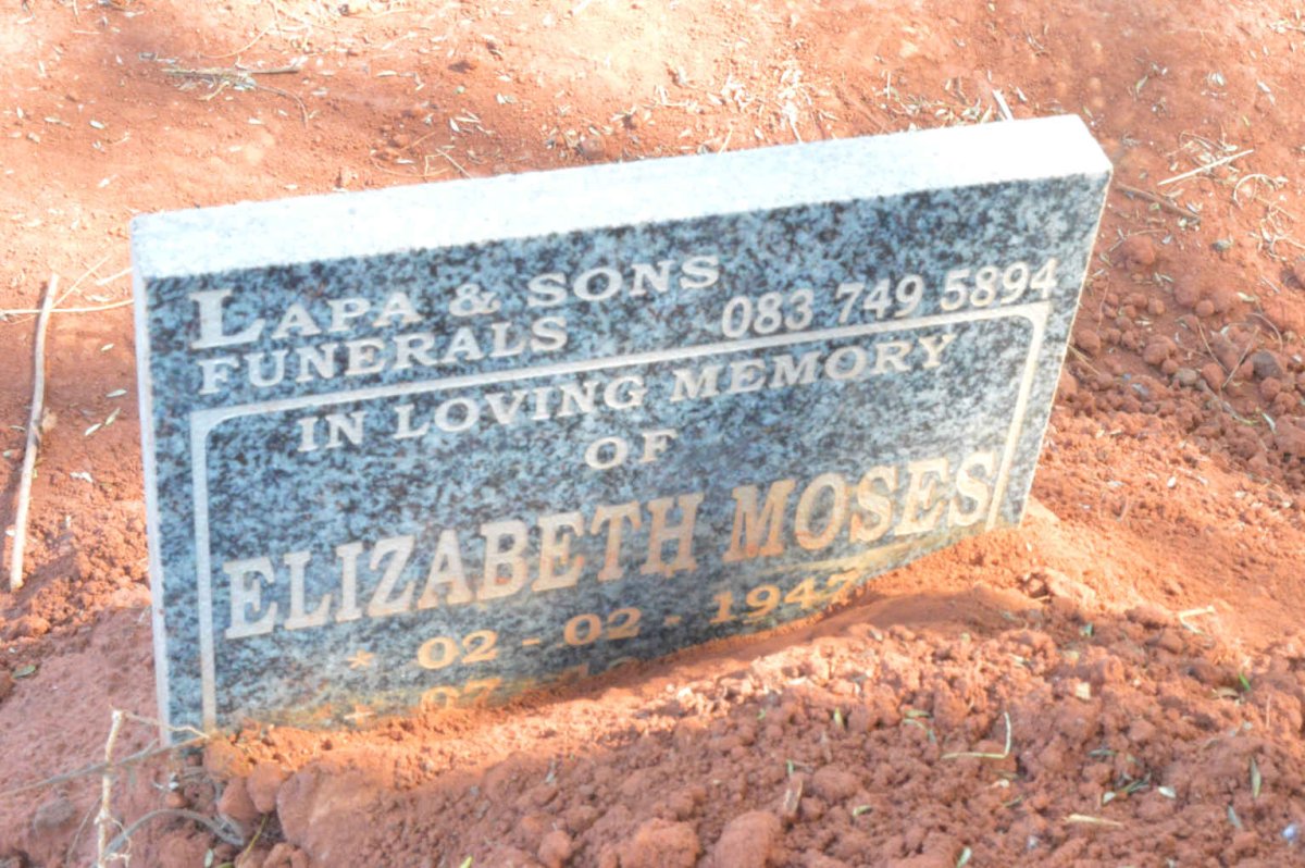 MOSES Elizabeth 1947-