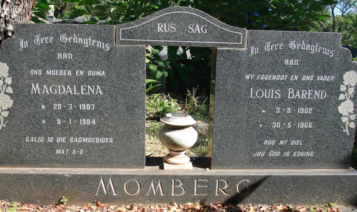 MOMBERG Louis Barend 1902-1966 &amp; Magdalena 1907-1984