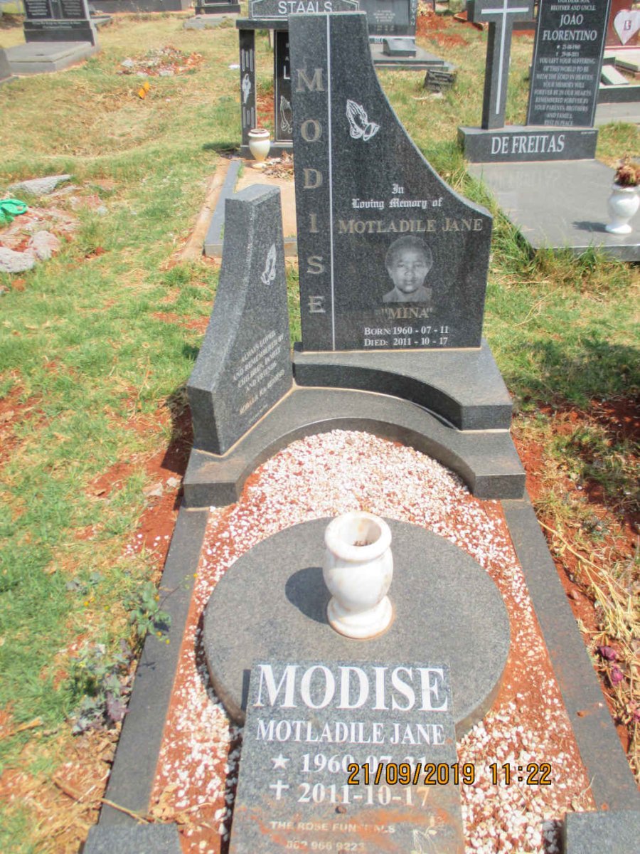 MODISE Motladile Jane 1960-2011