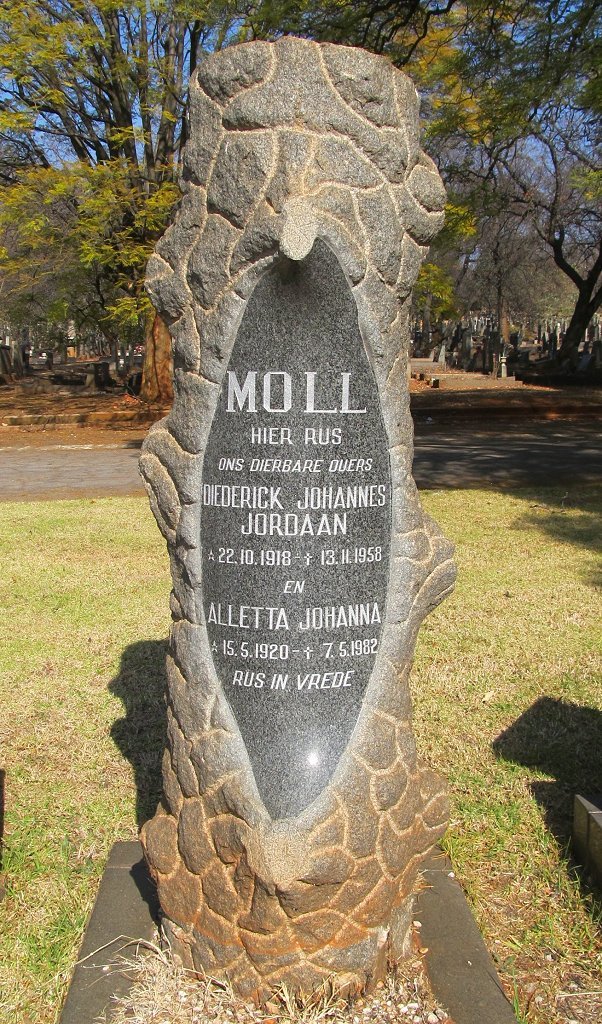 MOLL Diederick Johannes Jordaan 1918-1958 &amp; Alleta Johanna 1920-1982