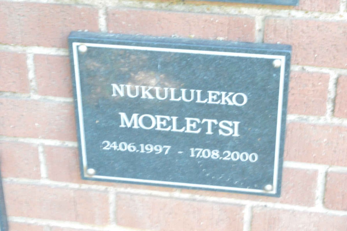 MOELETSI Nukululeko 1997-2000