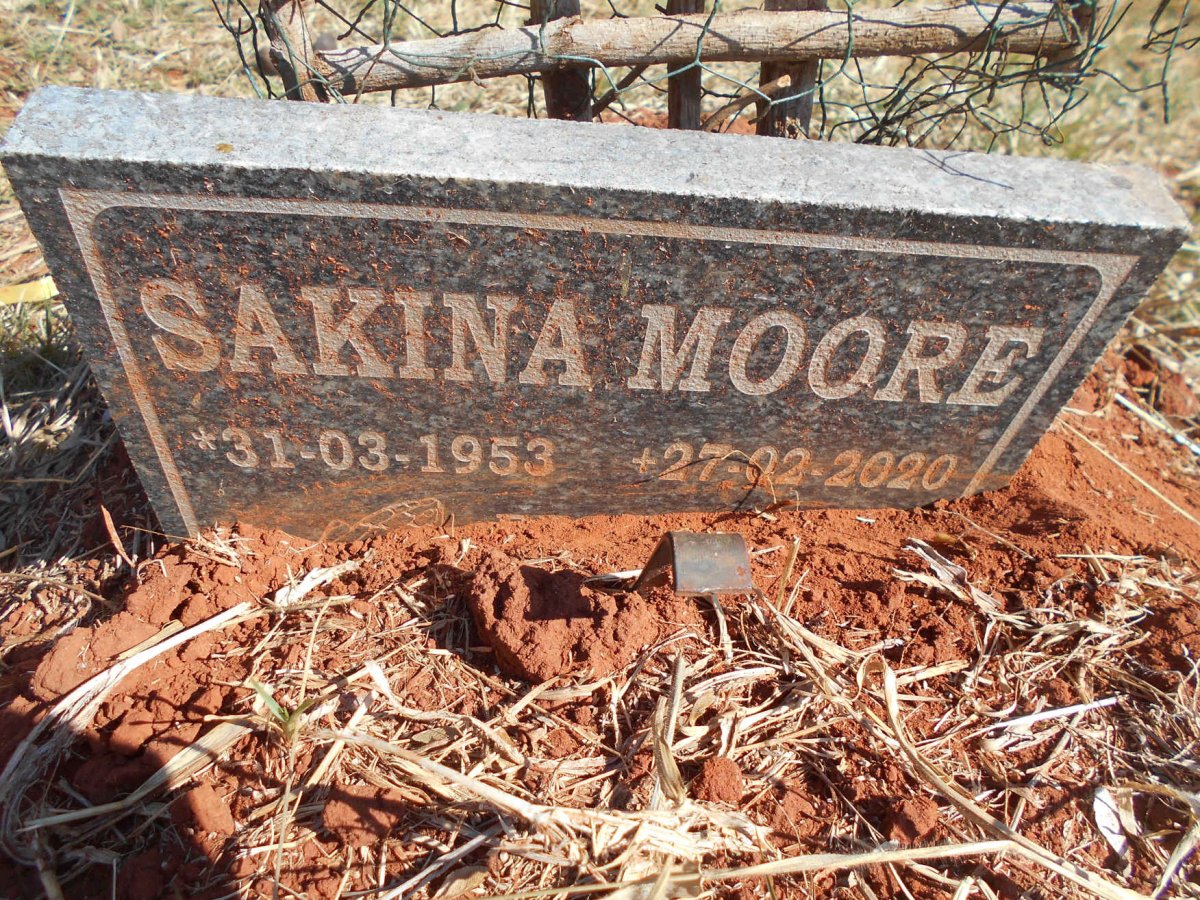 MOORE Sakina 1953-2020