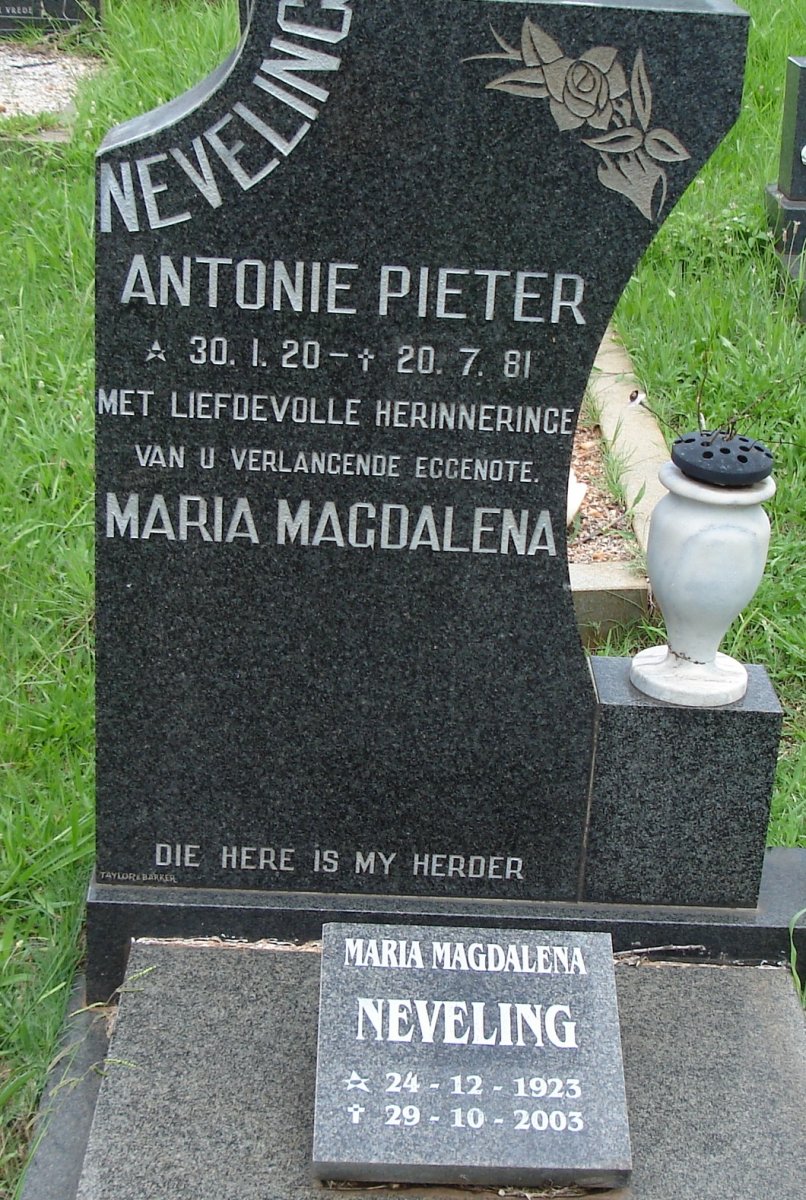 NEVELING Antonie Pieter 1920-1981 &amp; Maria Magdalena 1923-2003