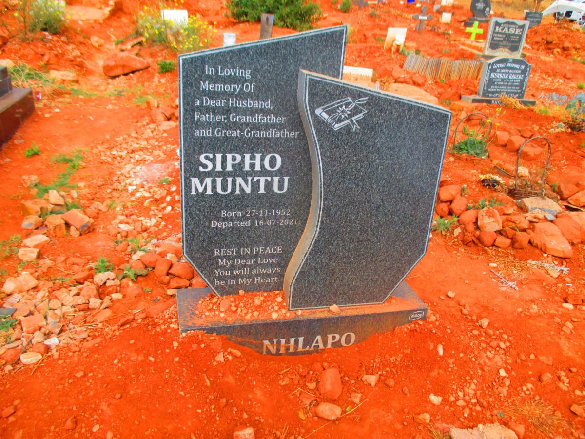 NHLAPO Sipho Muntu 1952-2021