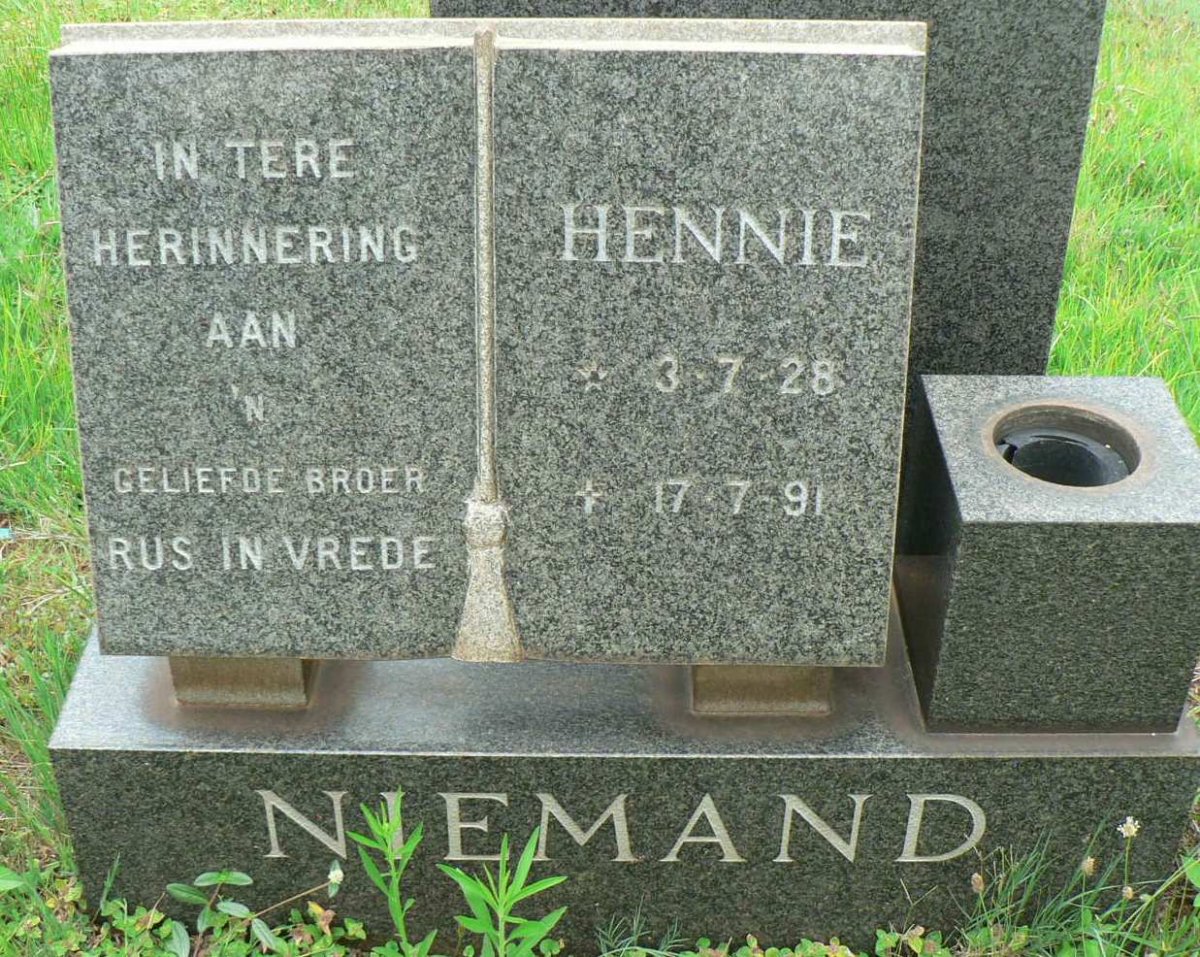 NIEMAND Hennie 1928-1991