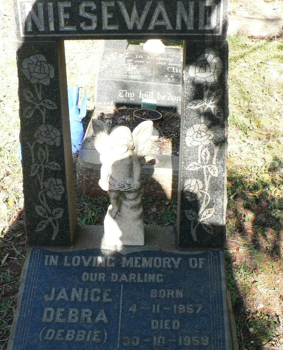 NIESEWAND Janice Debra 1957-1959