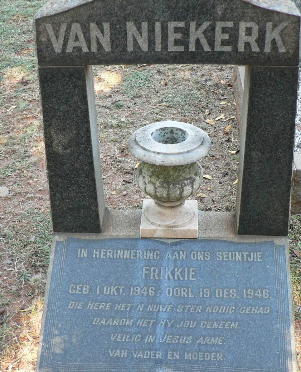 NIEKERK Frikkie, van 1946-1946