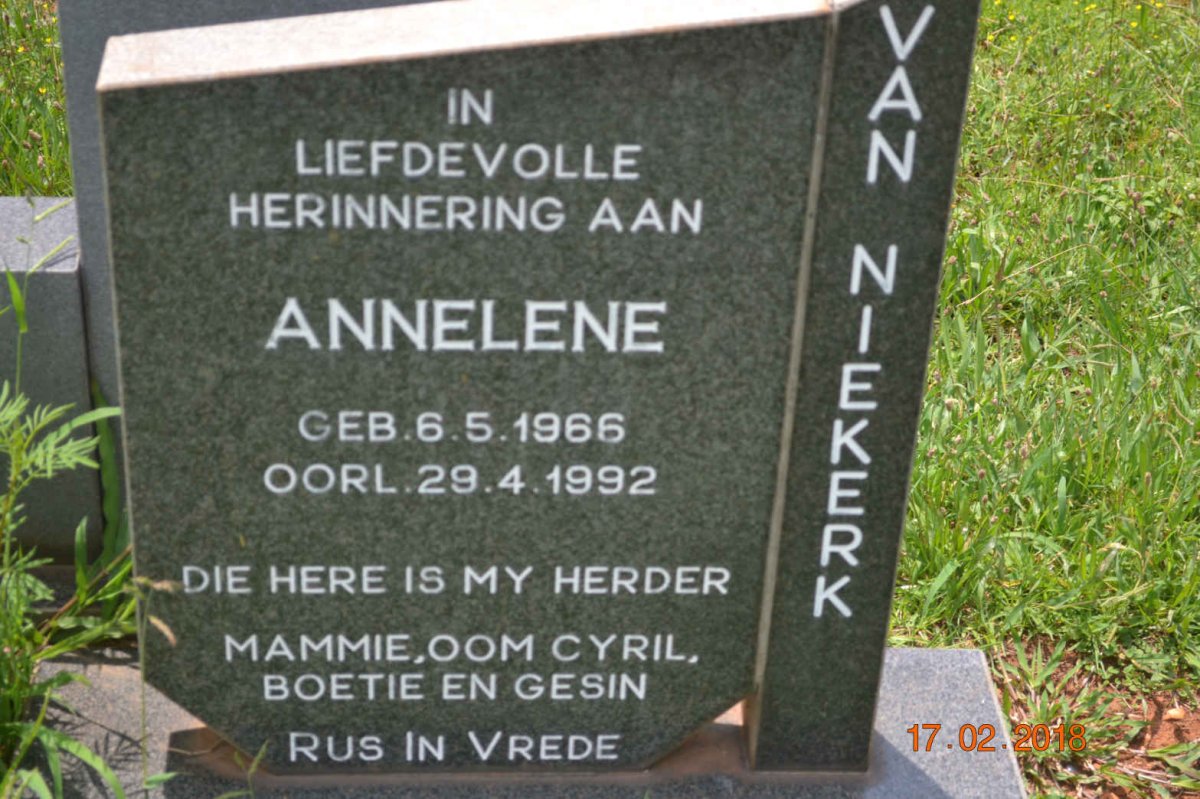 NIEKERK Annelene, van 1966-1992