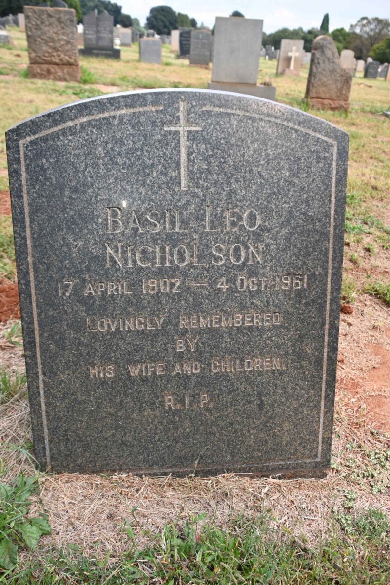 NICHOLSON Basil Leo 1902-1961