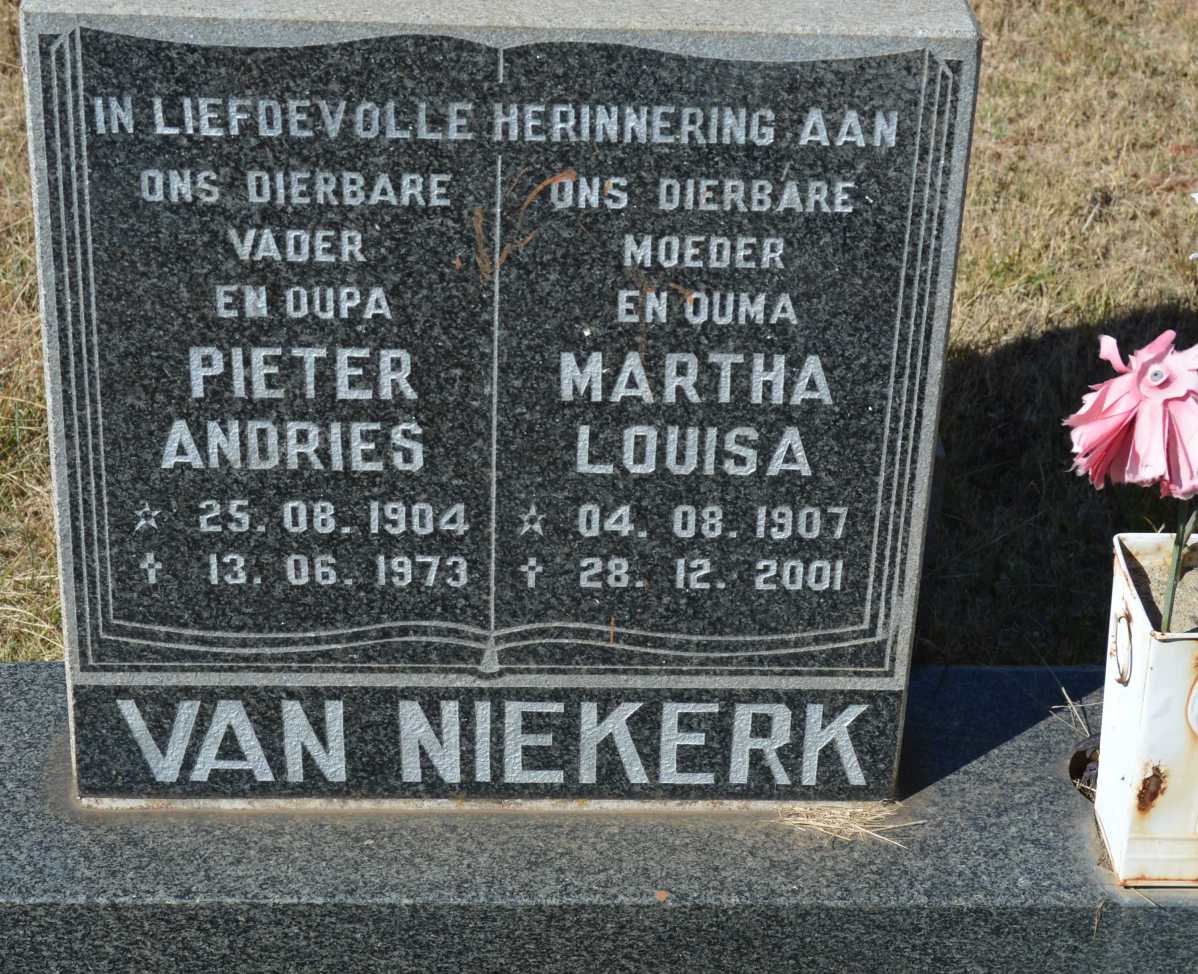 NIEKERK Pieter Andries, van  1904-1973 &amp; Martha Louisa 1907-2001