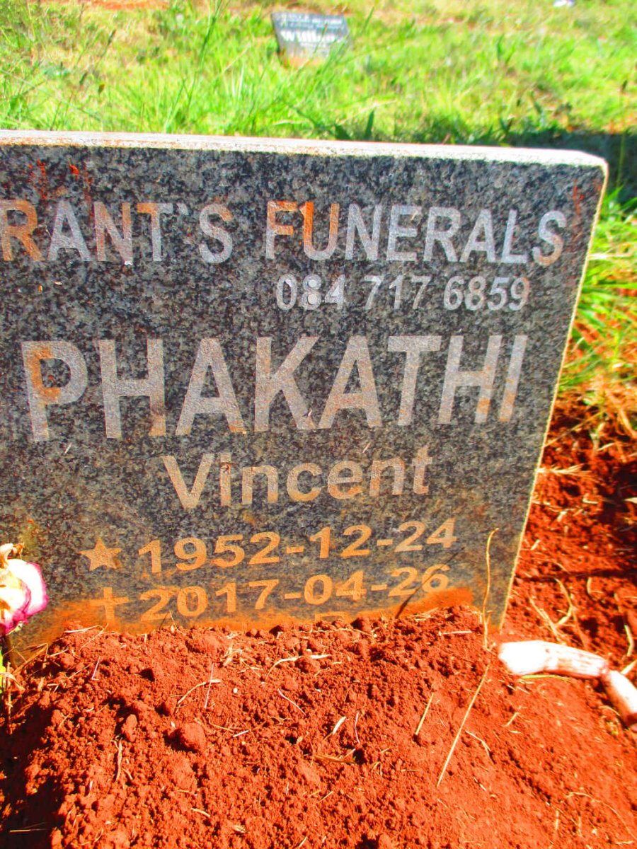 PHAKATHI Vincent 1952-2017