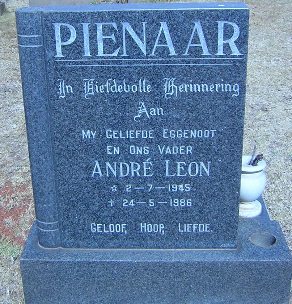 PIENAAR Andre Leon 1945-1986