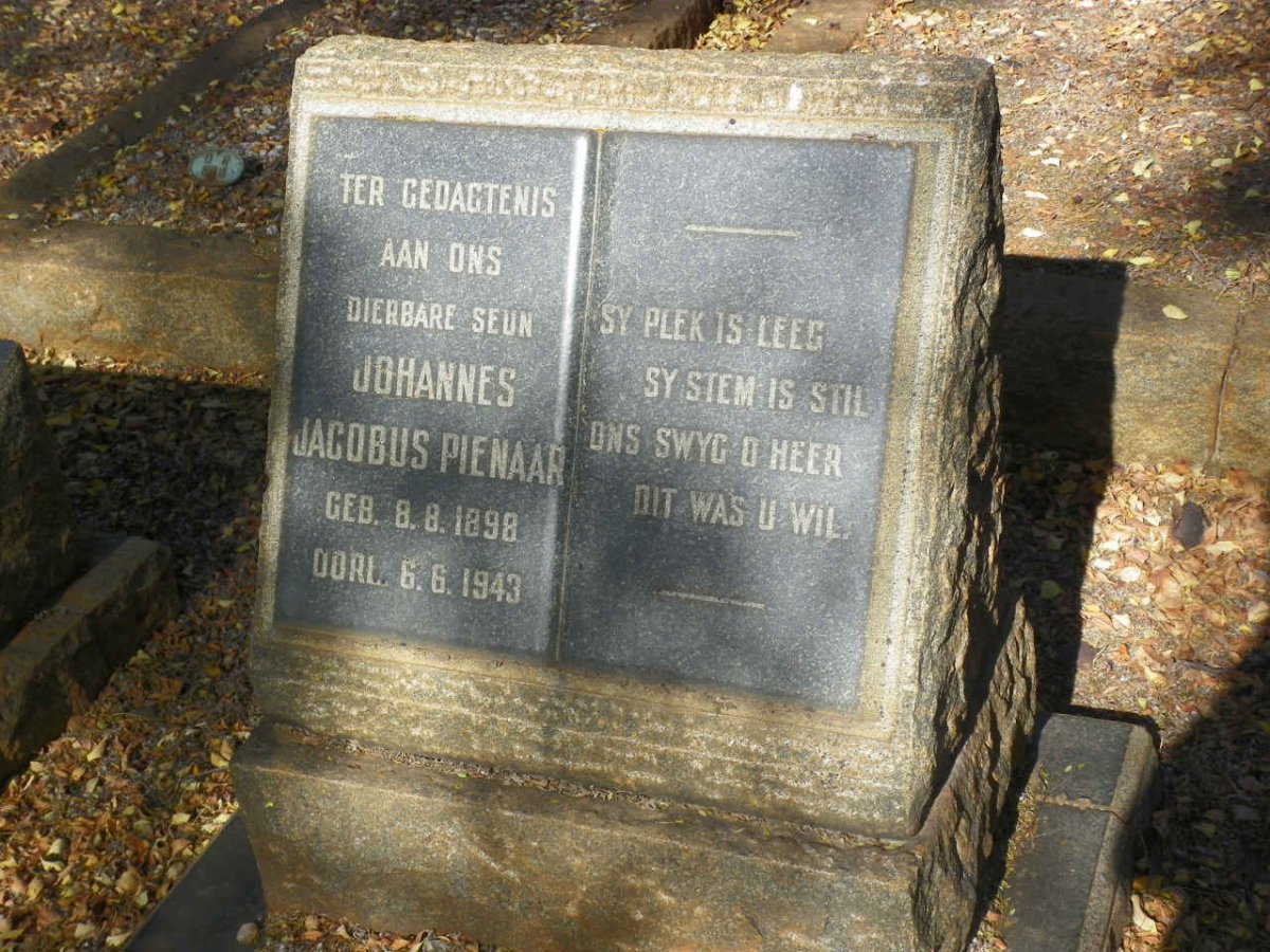 PIENAAR Johannes Jacobus 1898-1943