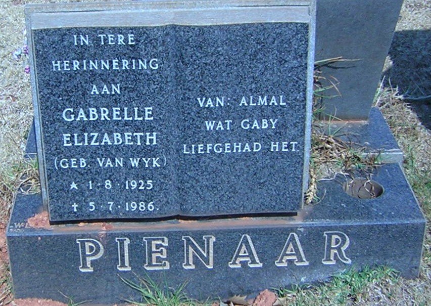 PIENAAR Gabrelle Elizabeth nee van WYK 1925-1986