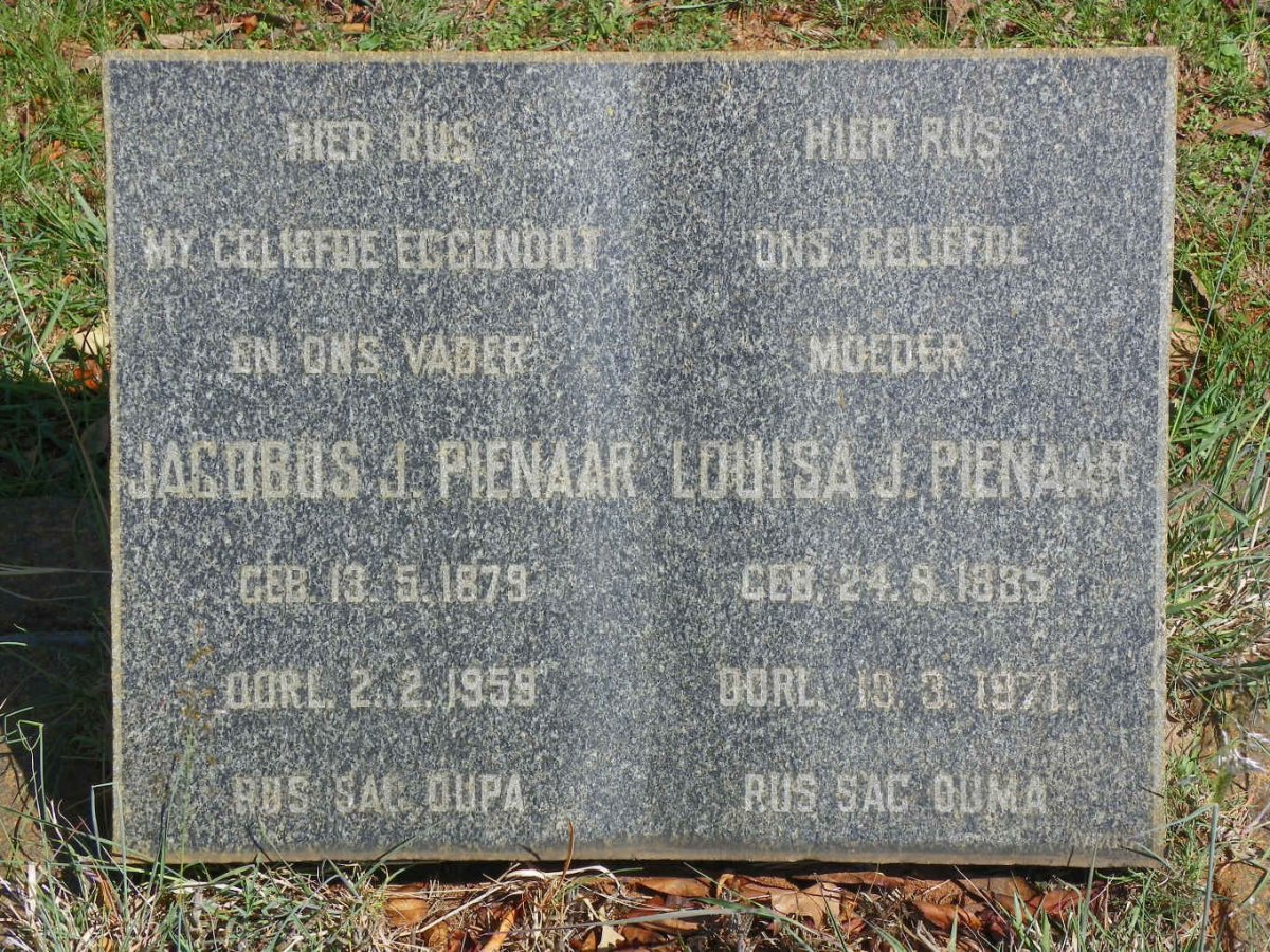 PIENAAR Jacobus J. 1879-1959 &amp; Louisa J. 1885-1971