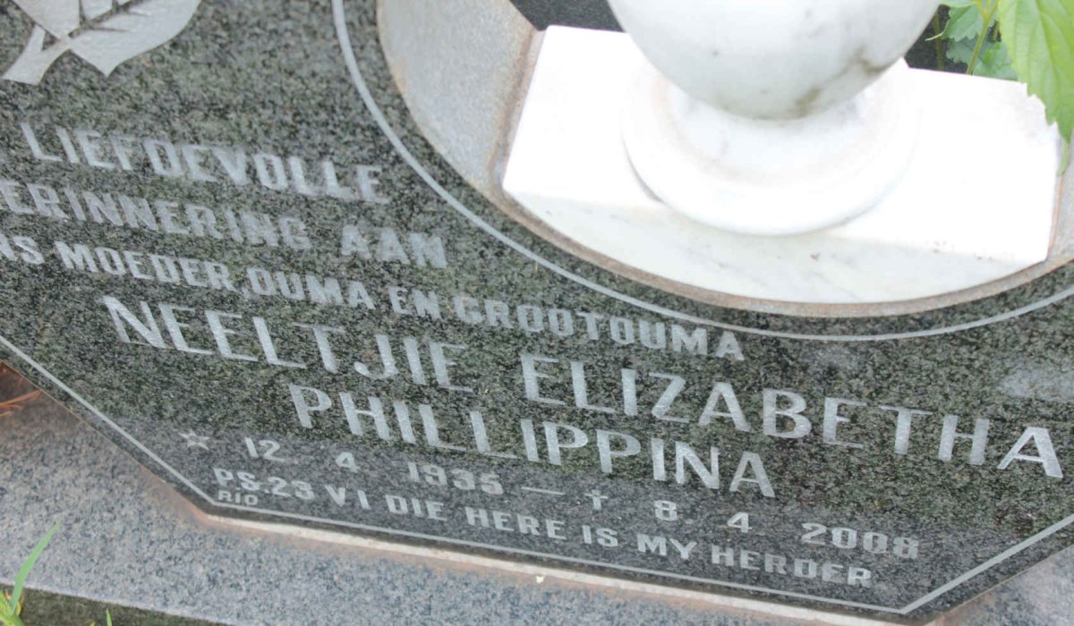 PIETERSE Johannes Josephus 1928-1990 &amp; Neeltjie Elizabetha Phillippina 1935-2000