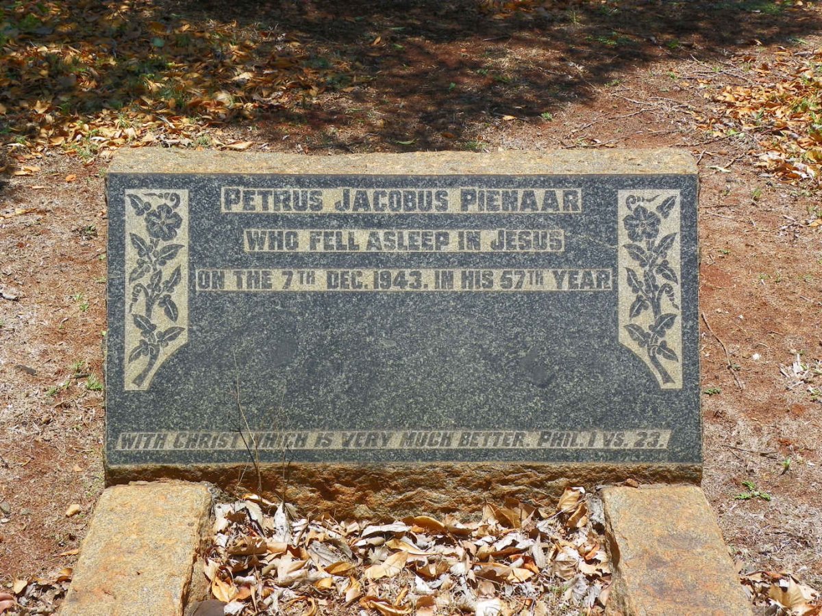 PIENAAR Petrus Jacobus -1943