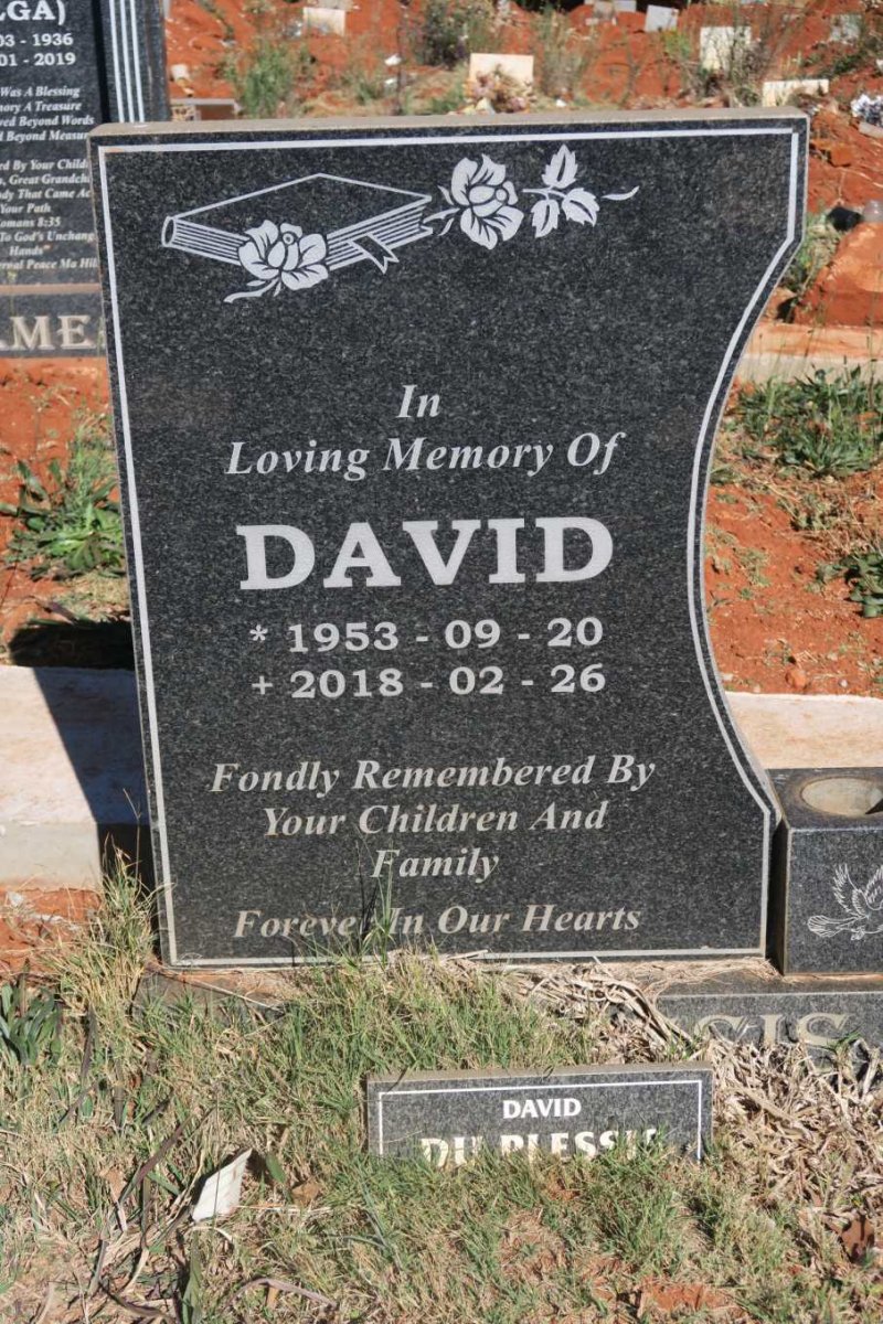 PLESSIS David, du 1953-2018