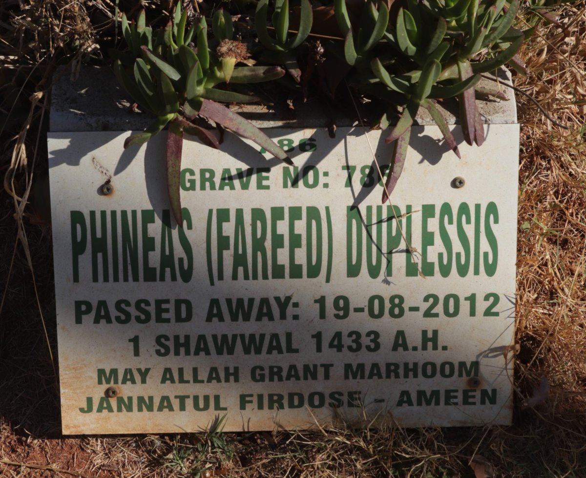 PLESSIS Phineas, du -2012