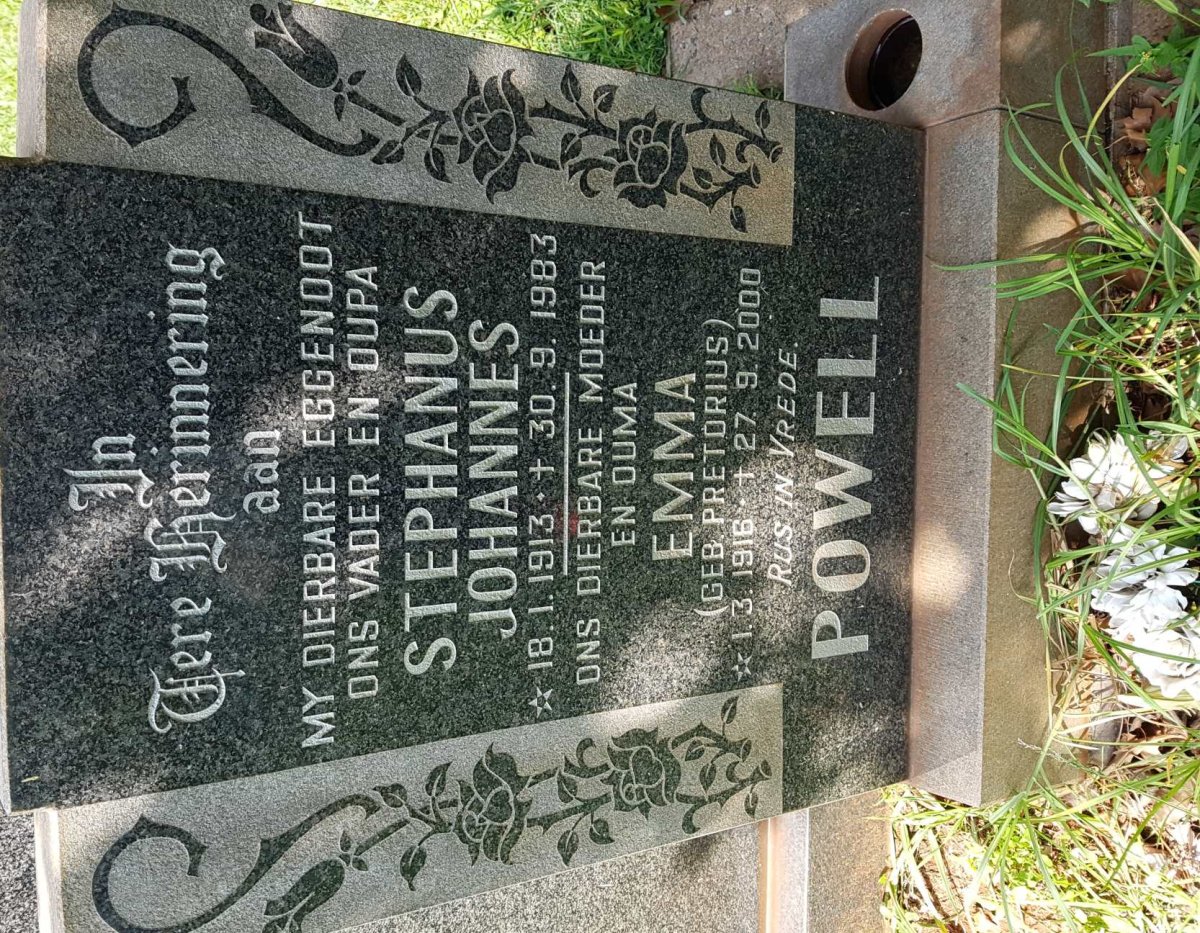 POWELL Stephanus Johannes 1913-1983 &amp; Emma PRETORIUS 1916-2000